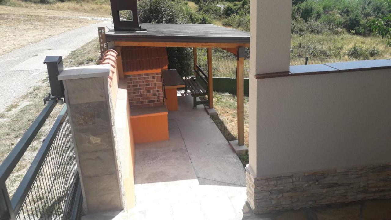 LusnicWeekend House Petar别墅 外观 照片