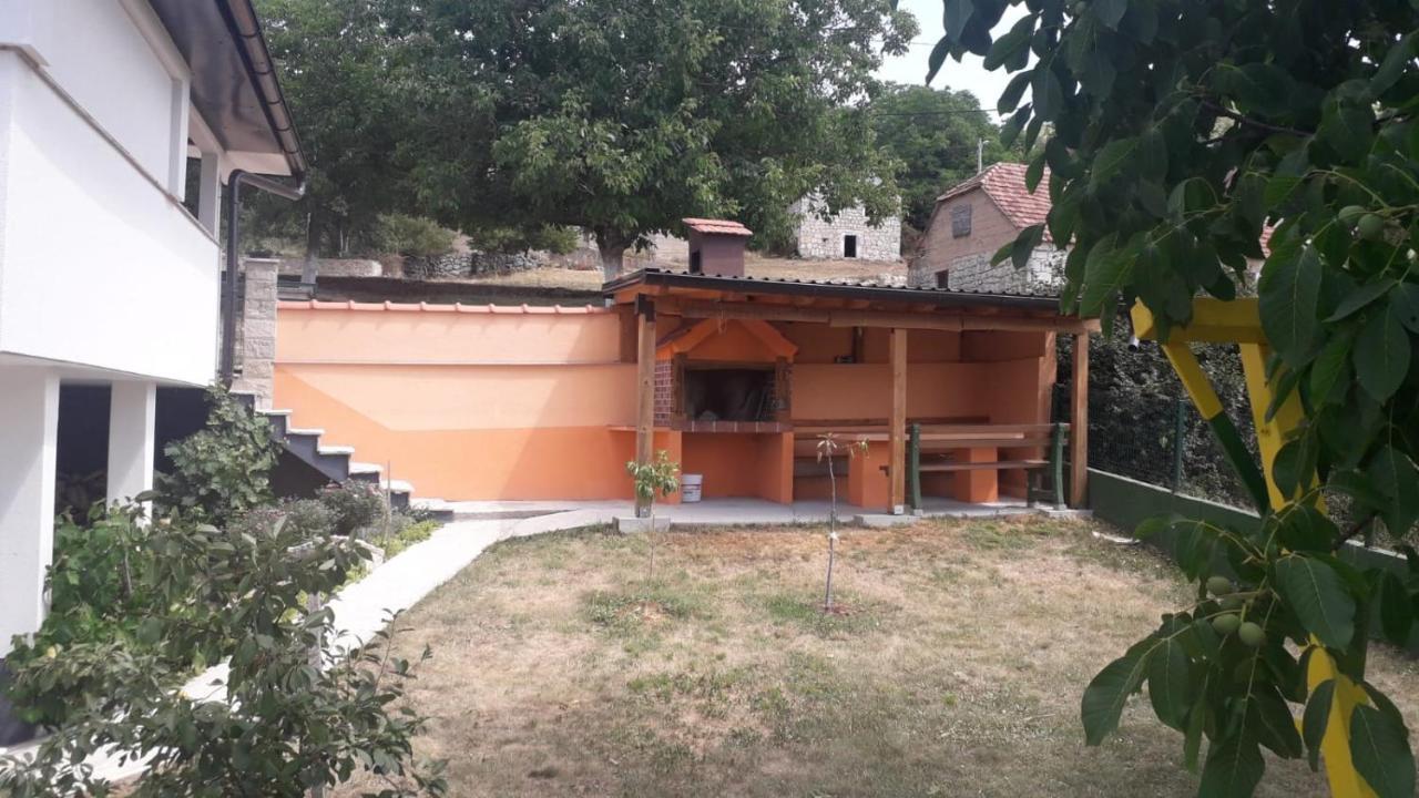 LusnicWeekend House Petar别墅 外观 照片